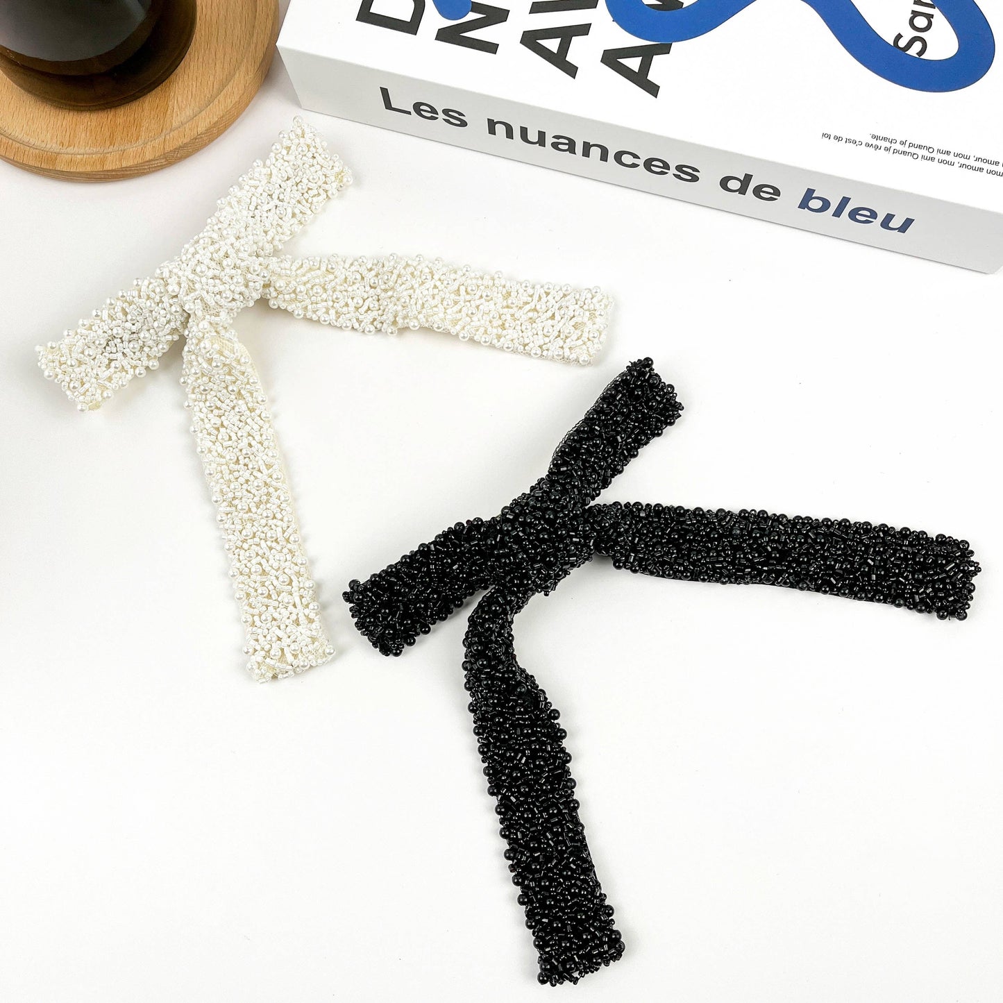 Pearl Bow Clip | Black