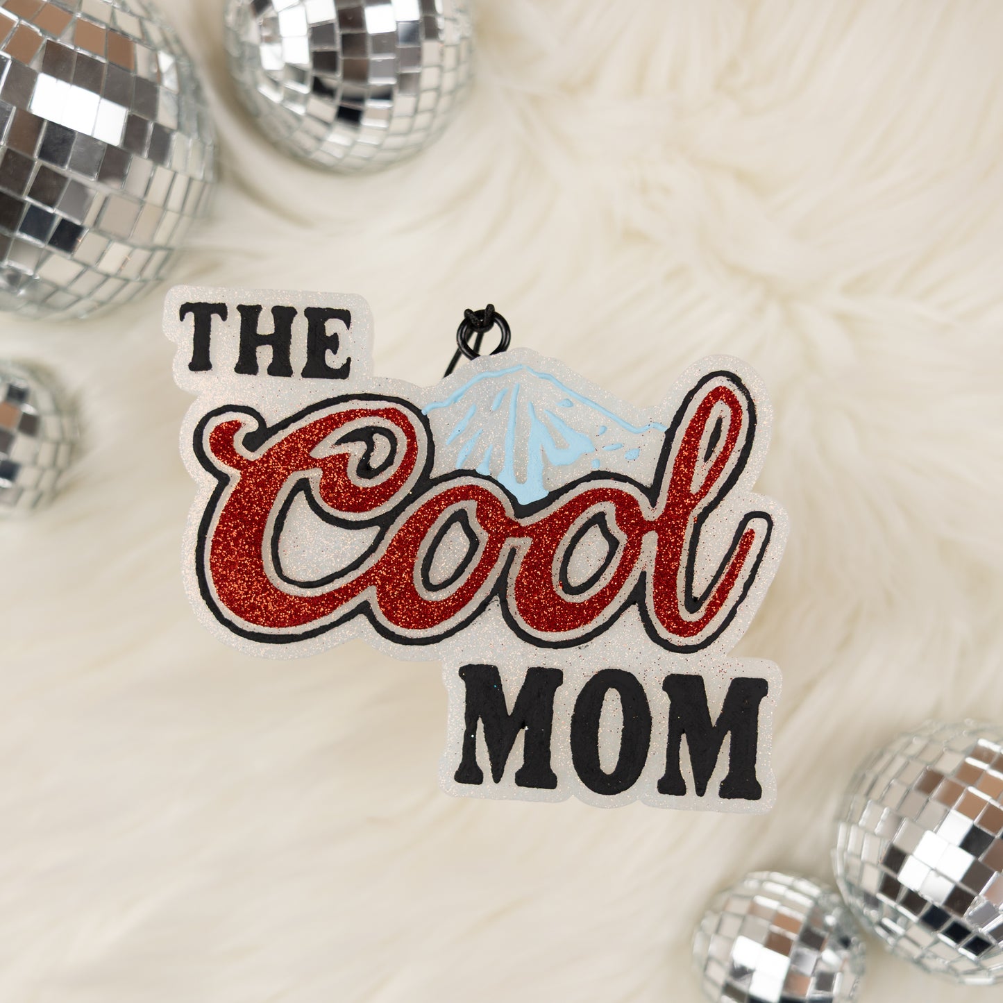 The Cool Mom | Luxe Rouge