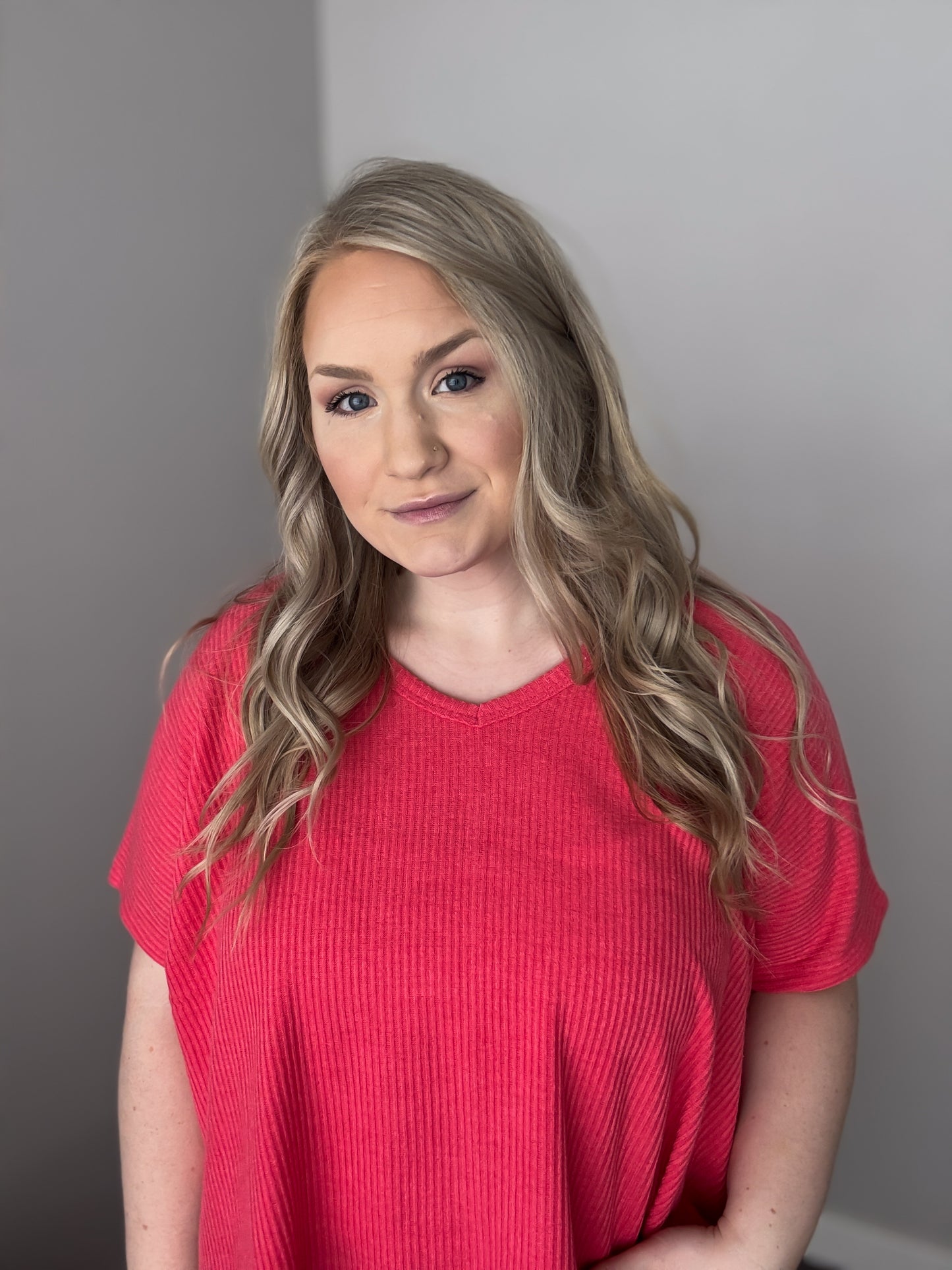 Ribbed V-Neck Short Sleeve Tee | Coral