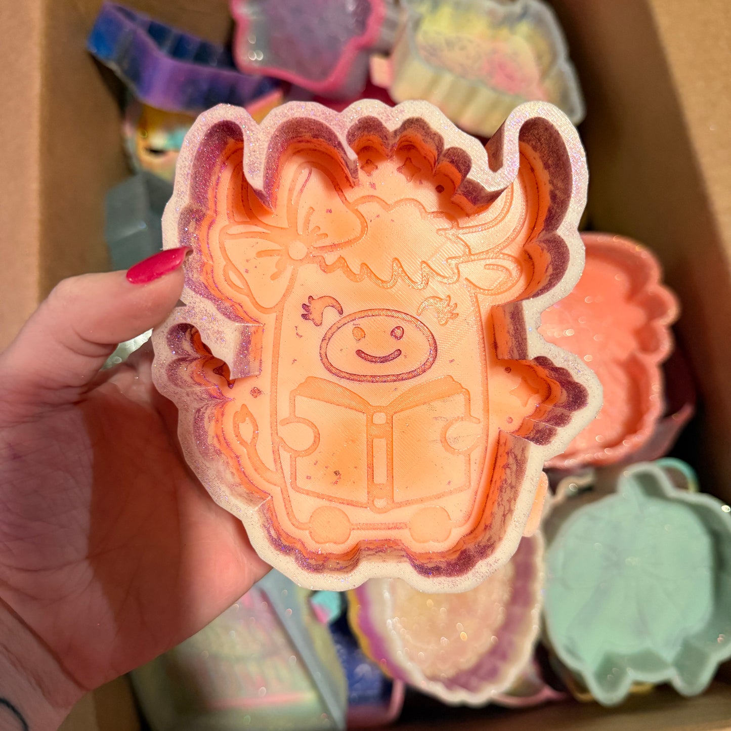 Reading Cow | Sunshine