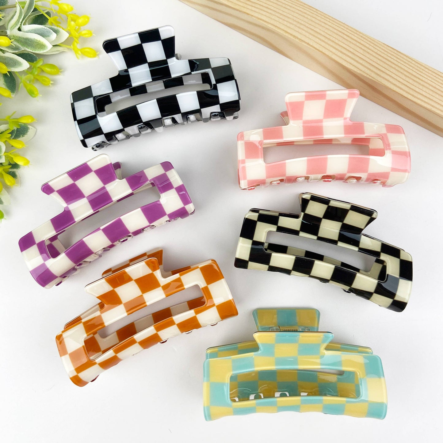 Checkered Retro Claw Clip | Purple