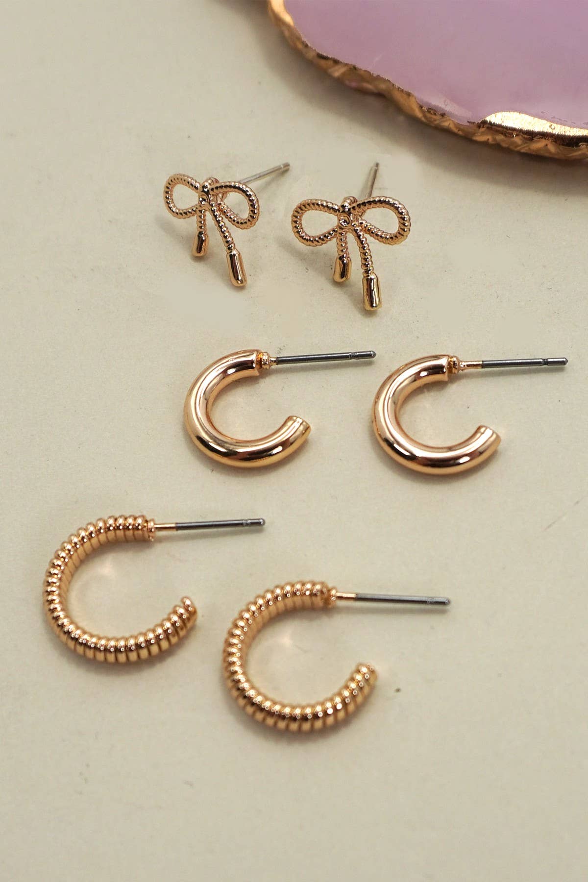 Mini Bow Huggie Hop Trio Earrings | Gold