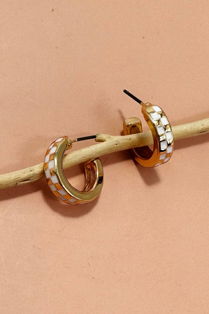 Mini Checkered Hoop Earrings | Gold/White