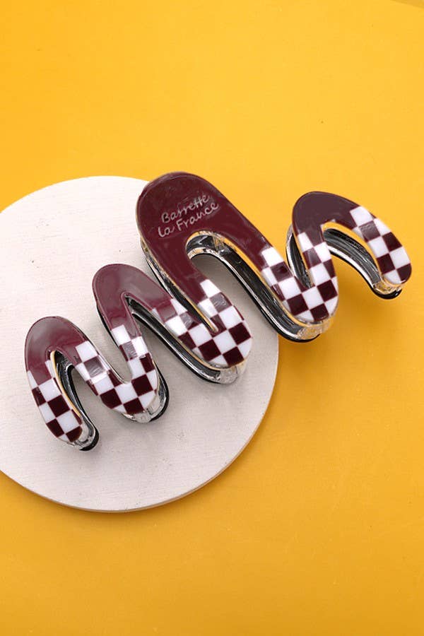 Jumbo Wavy Checkered Claw Clip | Brown