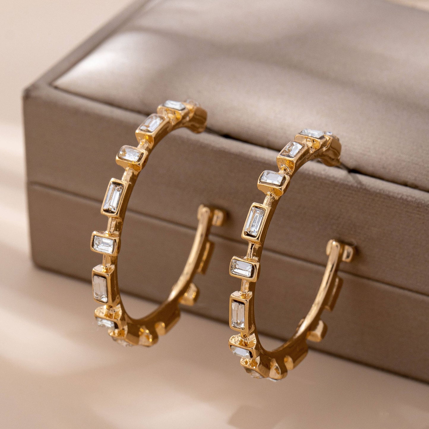 Classic Baguette Hoop Earrings | Gold
