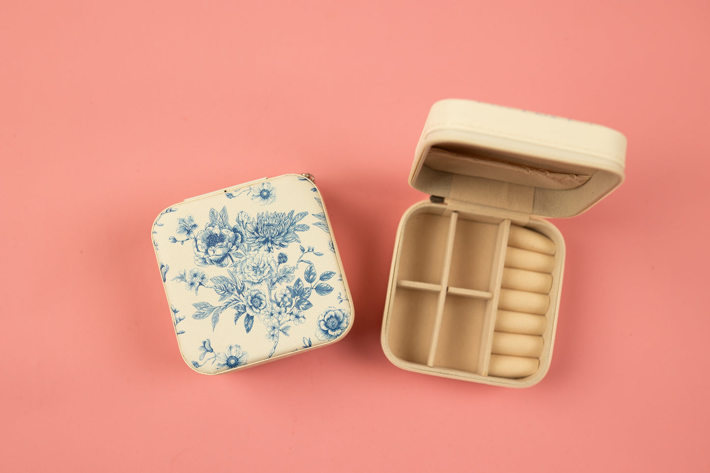 Blue Floral Travel Jewelry Organizer