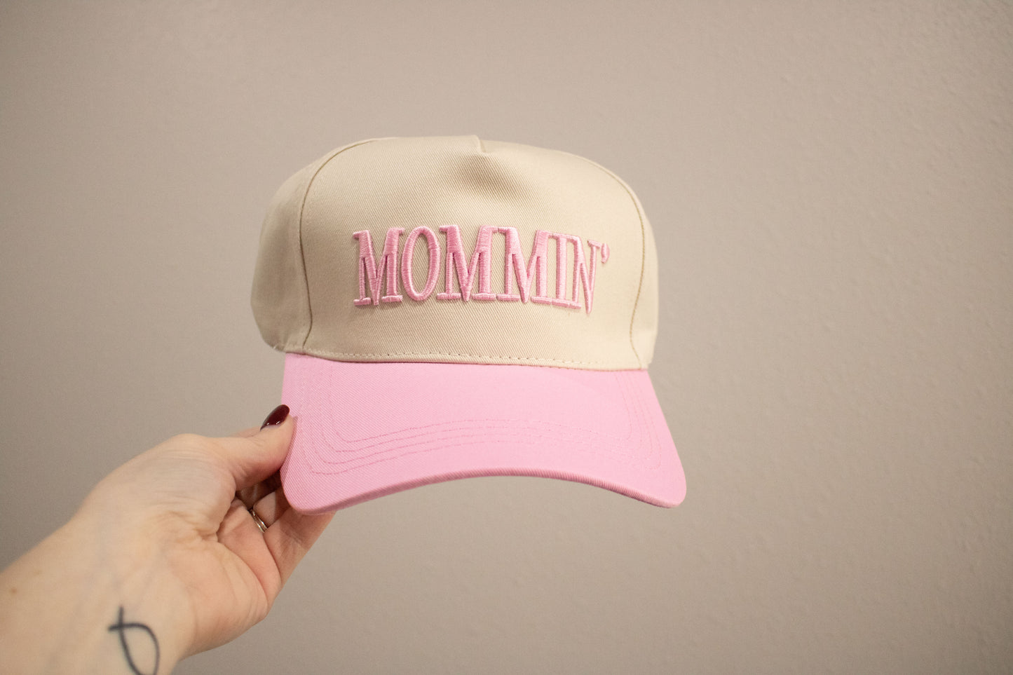 Mommin' Hat | Multiple Colors