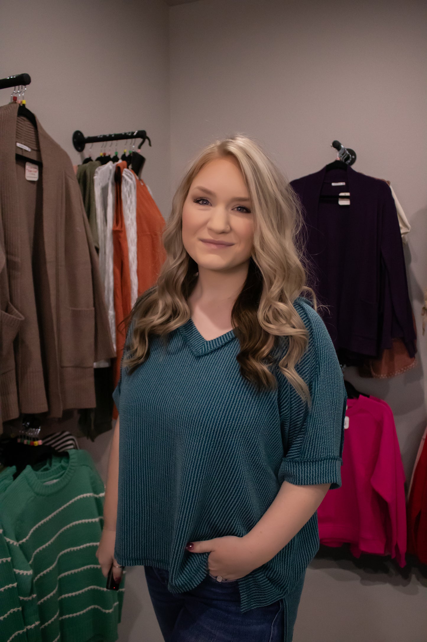 Ribbed Hi-Low Sleeve Tee