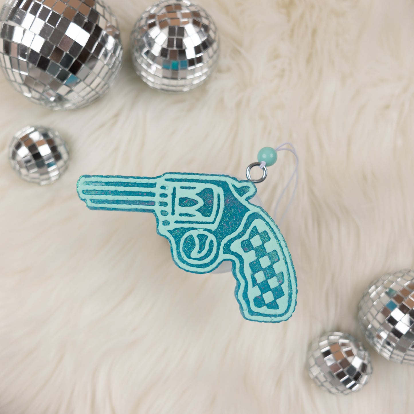 Revolver | Black Frost