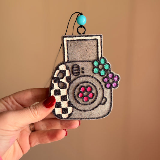 Camera | Pop The Bubbly